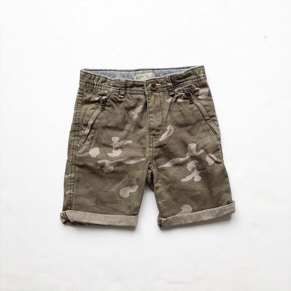 Zara green camo print rolled shorts EUC 7Y - Picture 1 of 3